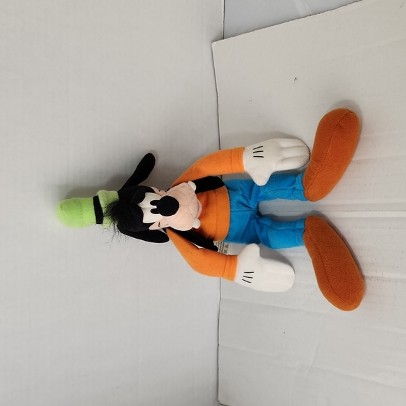 Goofy Plush Toy Stuffed Animal - Picture 1 of 8